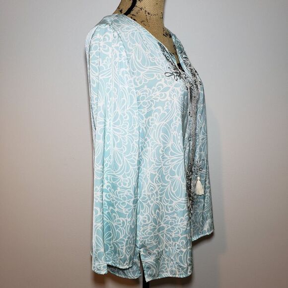 Chico's Embellished Mirrored Scroll-Print Blouse in Size 1 - Picture 5 of 10